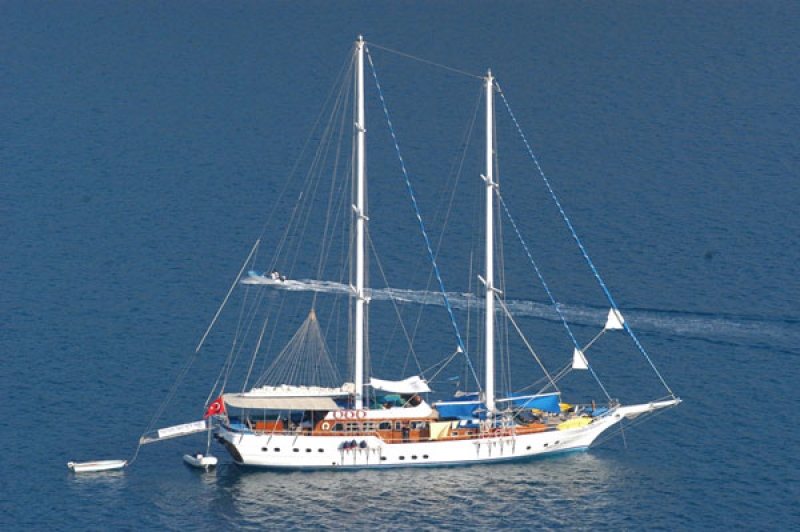 AEGEAN CLIPPER