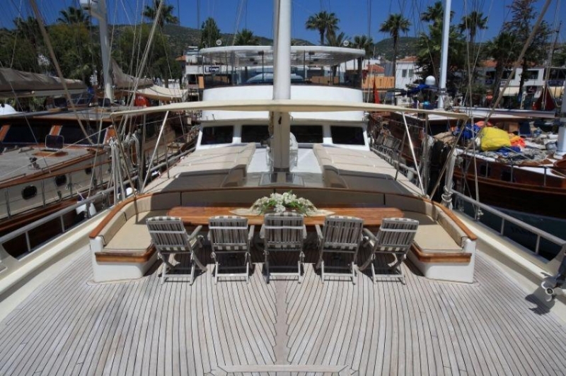 AEGEAN CLIPPER